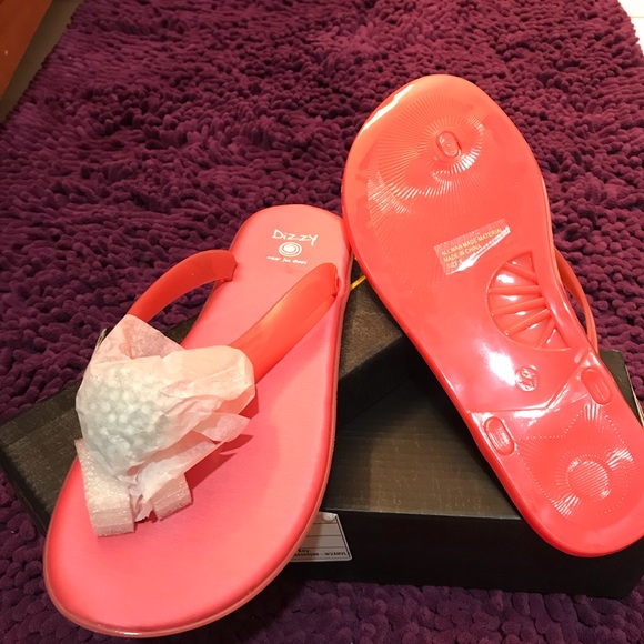 coral color flip flops